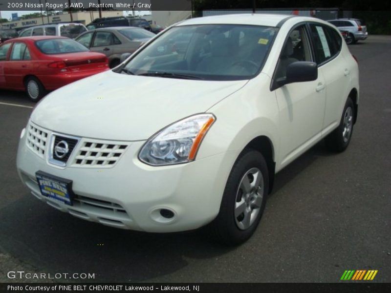 Phantom White / Gray 2009 Nissan Rogue S AWD