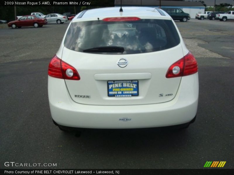 Phantom White / Gray 2009 Nissan Rogue S AWD