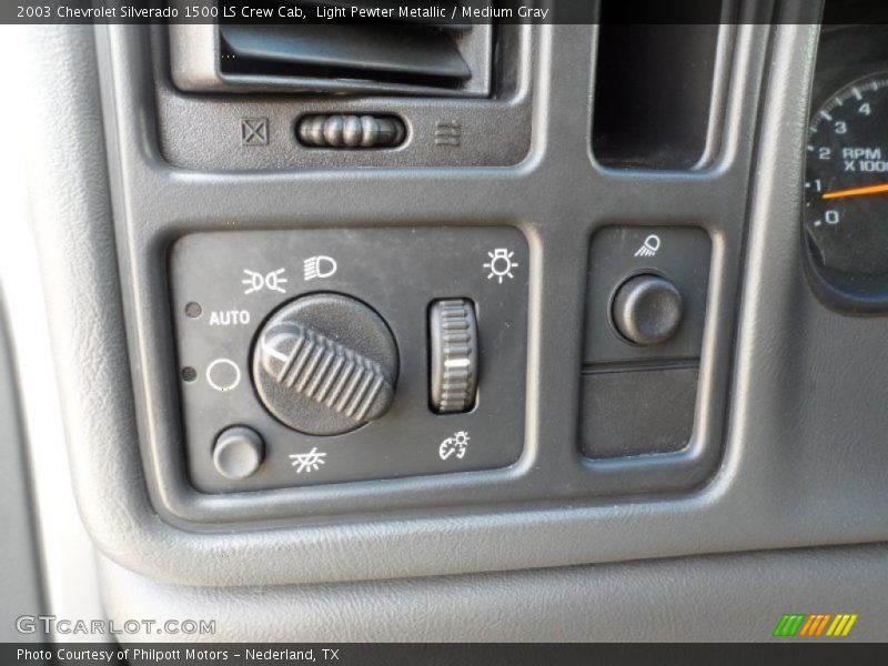 Controls of 2003 Silverado 1500 LS Crew Cab