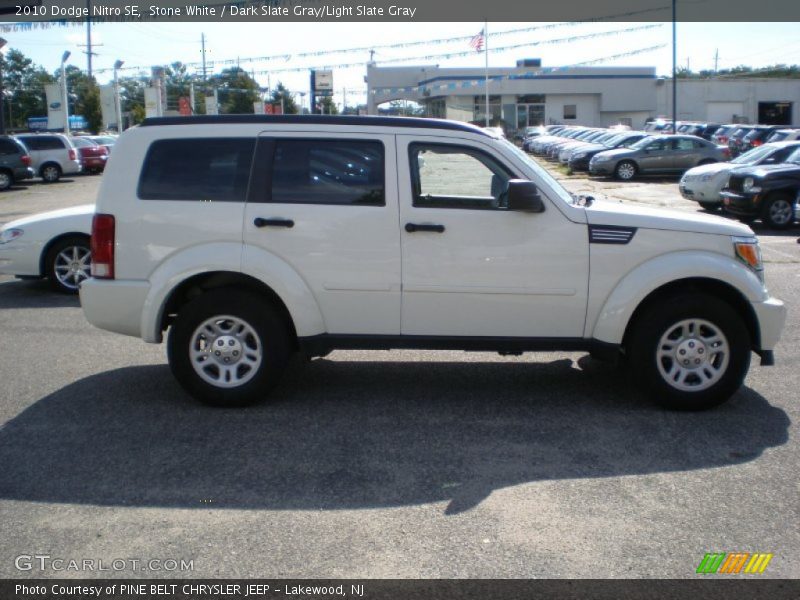 Stone White / Dark Slate Gray/Light Slate Gray 2010 Dodge Nitro SE