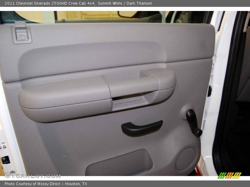 Summit White / Dark Titanium 2011 Chevrolet Silverado 2500HD Crew Cab 4x4