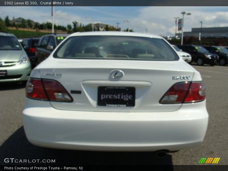 Crystal White / Ivory 2002 Lexus ES 300