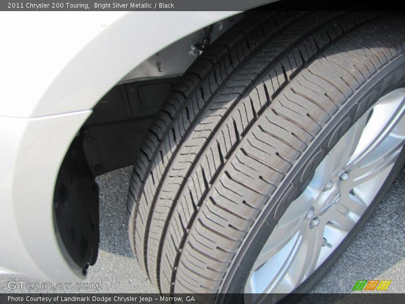 Bright Silver Metallic / Black 2011 Chrysler 200 Touring