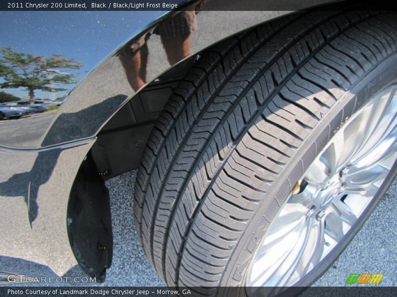 Black / Black/Light Frost Beige 2011 Chrysler 200 Limited
