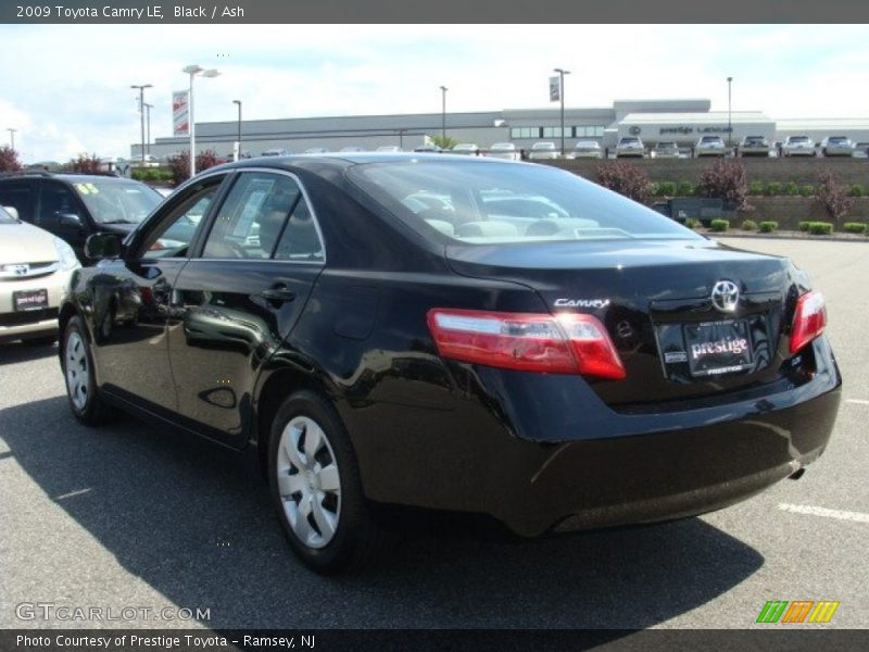 Black / Ash 2009 Toyota Camry LE