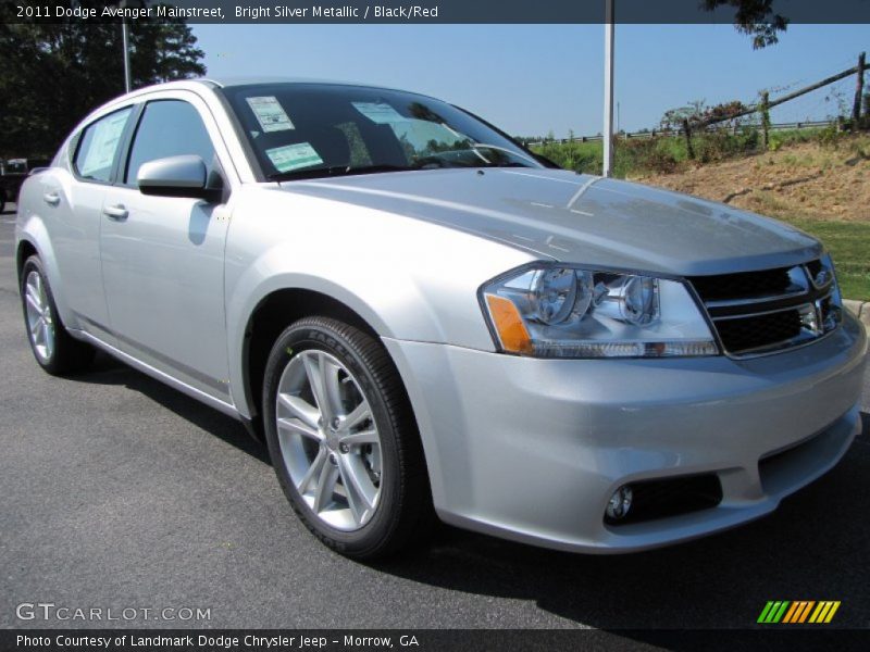 Bright Silver Metallic / Black/Red 2011 Dodge Avenger Mainstreet