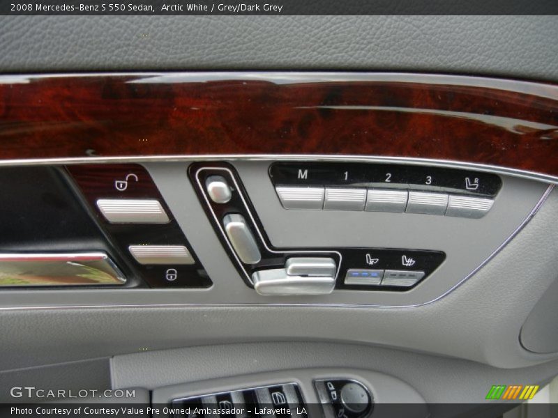 Arctic White / Grey/Dark Grey 2008 Mercedes-Benz S 550 Sedan