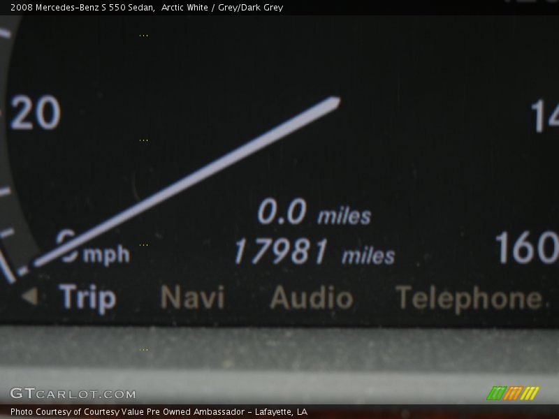 Arctic White / Grey/Dark Grey 2008 Mercedes-Benz S 550 Sedan