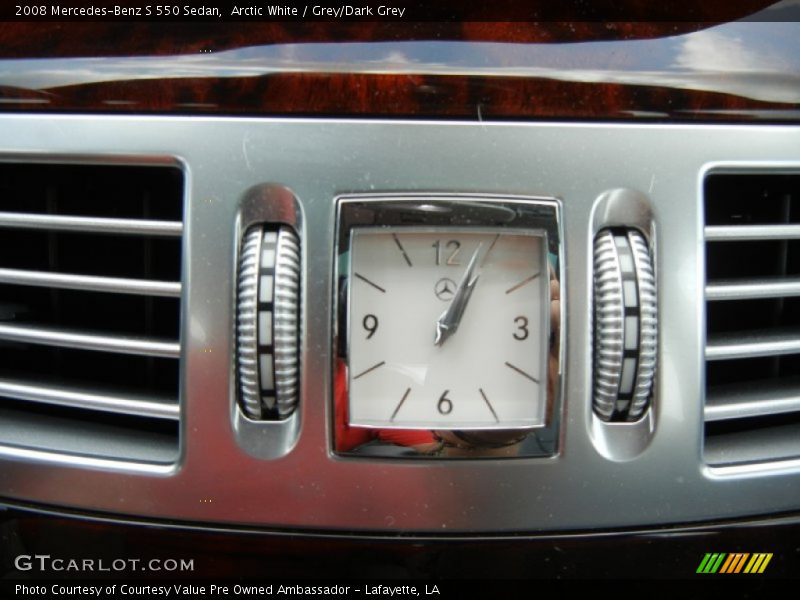Arctic White / Grey/Dark Grey 2008 Mercedes-Benz S 550 Sedan