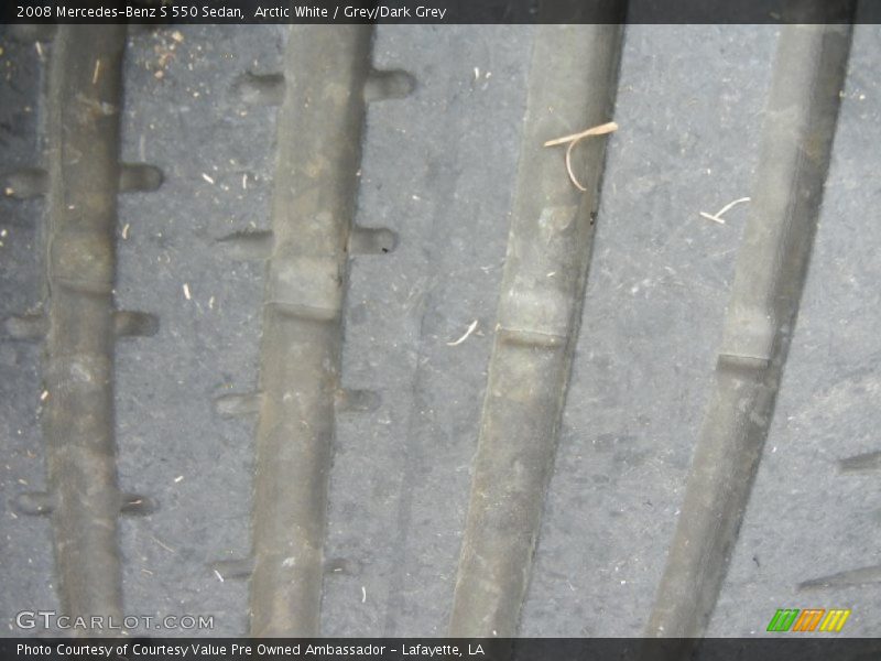 Arctic White / Grey/Dark Grey 2008 Mercedes-Benz S 550 Sedan