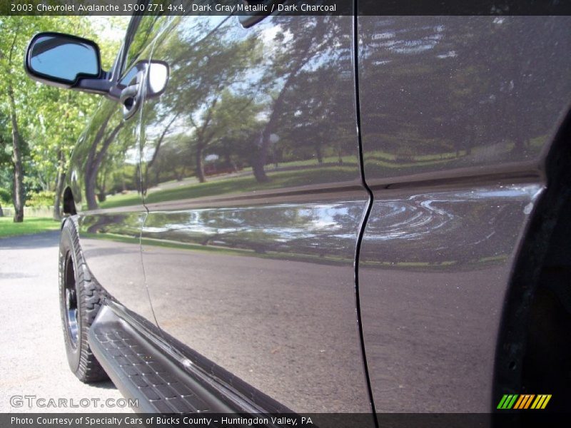 Dark Gray Metallic / Dark Charcoal 2003 Chevrolet Avalanche 1500 Z71 4x4