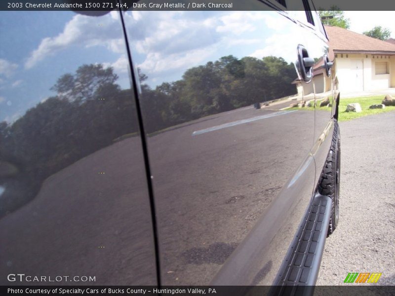 Dark Gray Metallic / Dark Charcoal 2003 Chevrolet Avalanche 1500 Z71 4x4