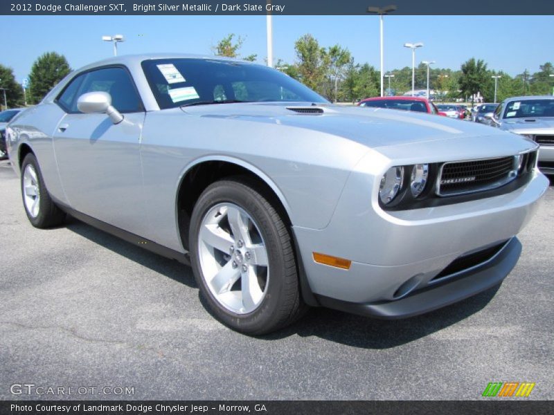 Front 3/4 View of 2012 Challenger SXT