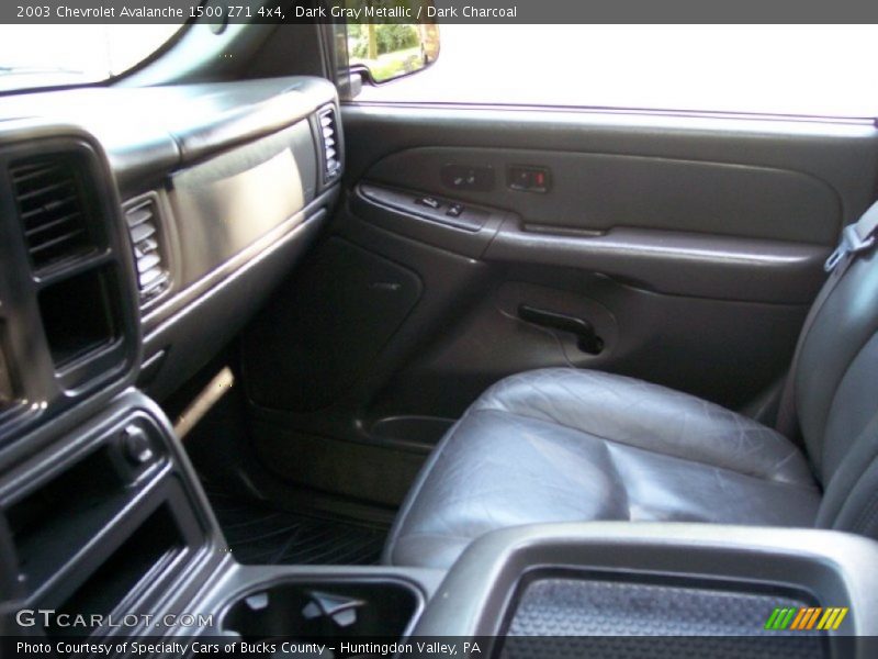 Dark Gray Metallic / Dark Charcoal 2003 Chevrolet Avalanche 1500 Z71 4x4