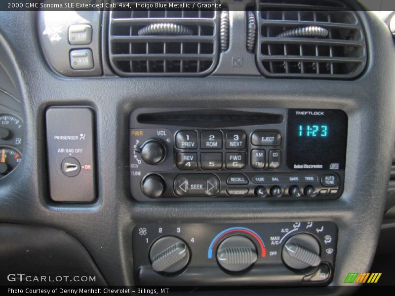 Audio System of 2000 Sonoma SLE Extended Cab 4x4
