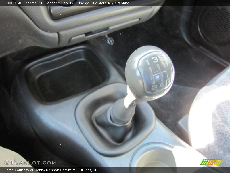  2000 Sonoma SLE Extended Cab 4x4 5 Speed Manual Shifter