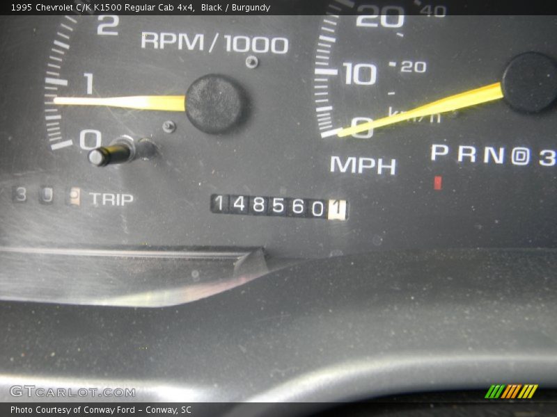 Black / Burgundy 1995 Chevrolet C/K K1500 Regular Cab 4x4