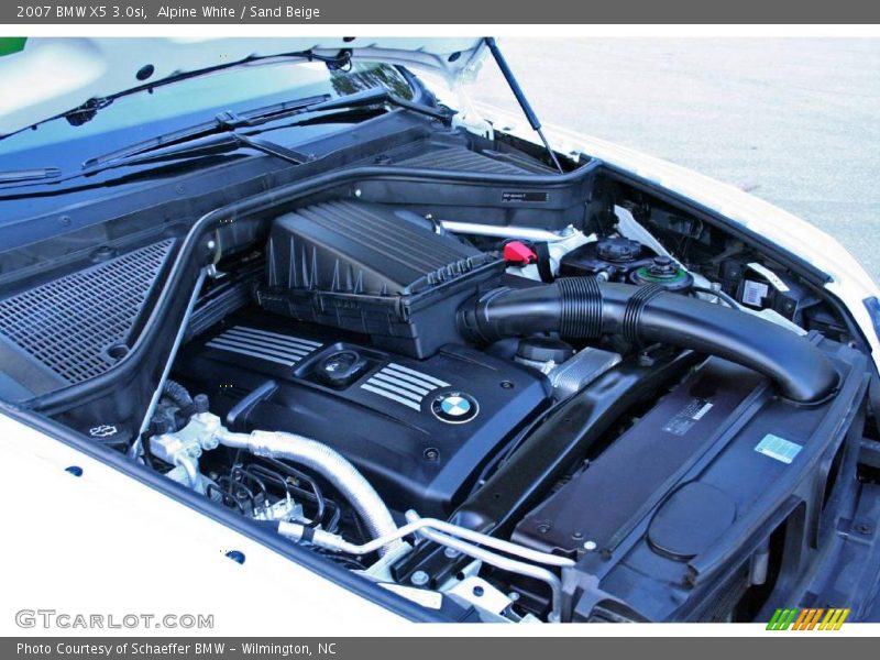 Alpine White / Sand Beige 2007 BMW X5 3.0si