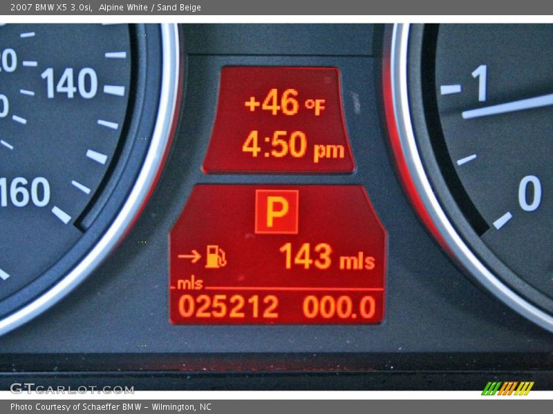 Alpine White / Sand Beige 2007 BMW X5 3.0si