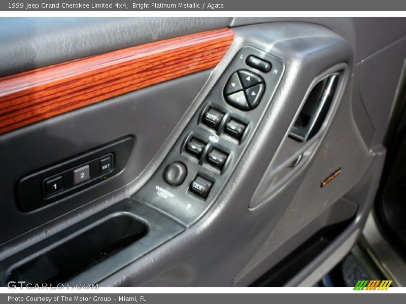 Bright Platinum Metallic / Agate 1999 Jeep Grand Cherokee Limited 4x4