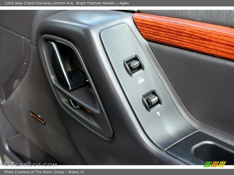 Bright Platinum Metallic / Agate 1999 Jeep Grand Cherokee Limited 4x4