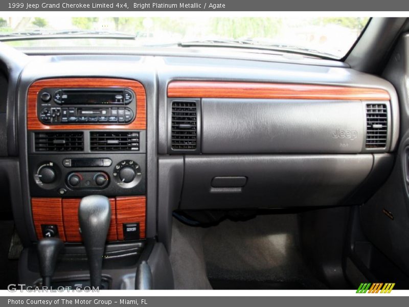 Bright Platinum Metallic / Agate 1999 Jeep Grand Cherokee Limited 4x4