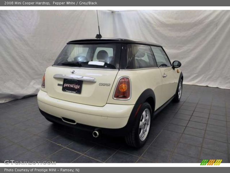 Pepper White / Grey/Black 2008 Mini Cooper Hardtop