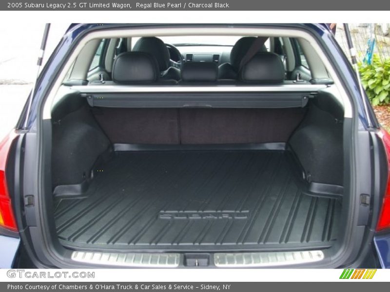  2005 Legacy 2.5 GT Limited Wagon Trunk