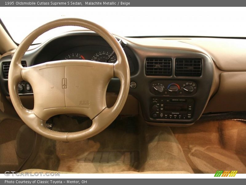 Dashboard of 1995 Cutlass Supreme S Sedan
