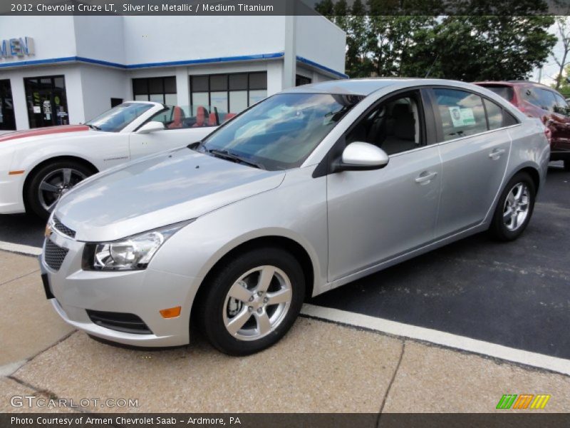 Front 3/4 View of 2012 Cruze LT