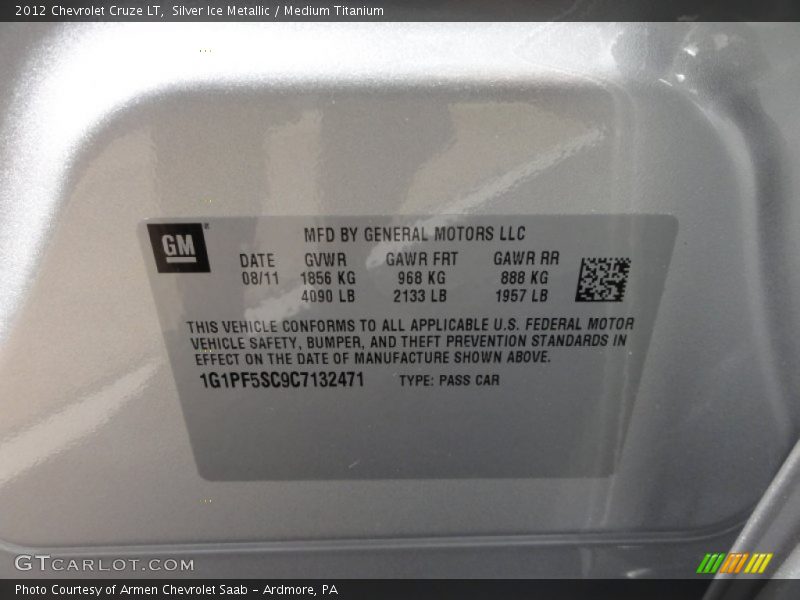 Silver Ice Metallic / Medium Titanium 2012 Chevrolet Cruze LT