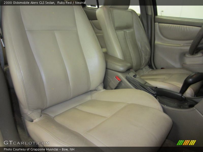  2000 Alero GLS Sedan Neutral Interior