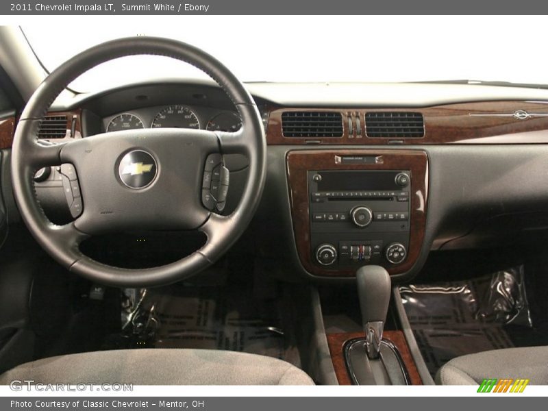 Summit White / Ebony 2011 Chevrolet Impala LT