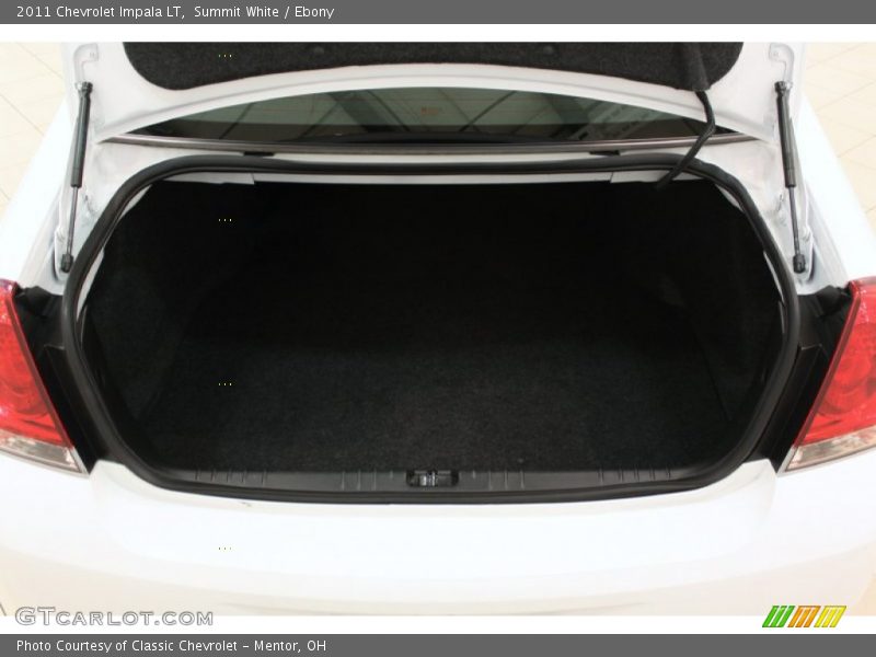 Summit White / Ebony 2011 Chevrolet Impala LT