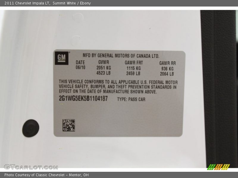 Summit White / Ebony 2011 Chevrolet Impala LT