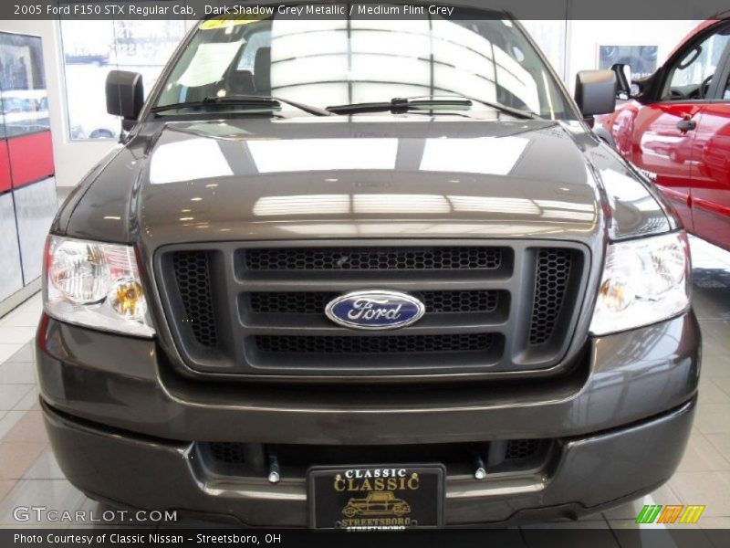 Dark Shadow Grey Metallic / Medium Flint Grey 2005 Ford F150 STX Regular Cab