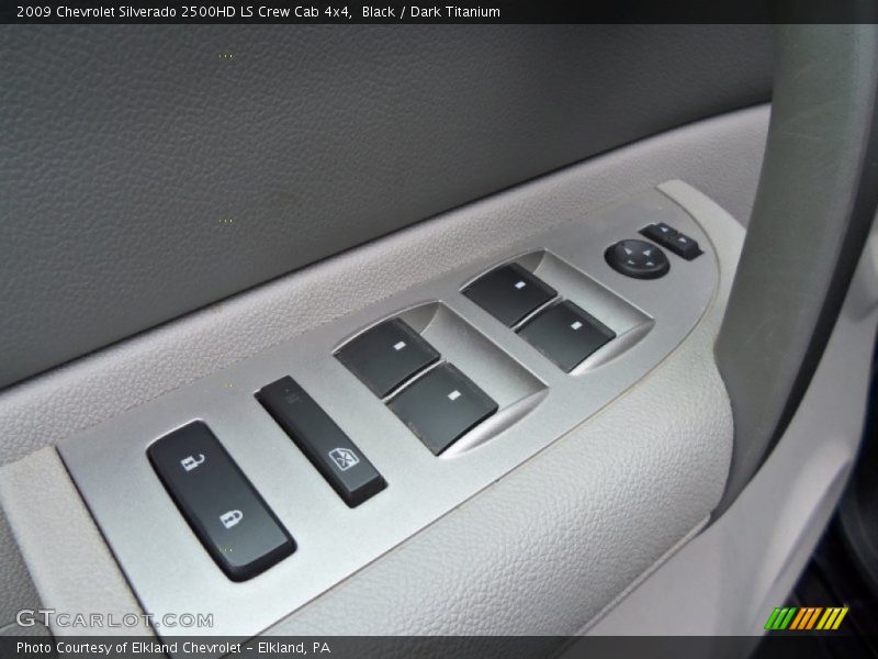 Controls of 2009 Silverado 2500HD LS Crew Cab 4x4