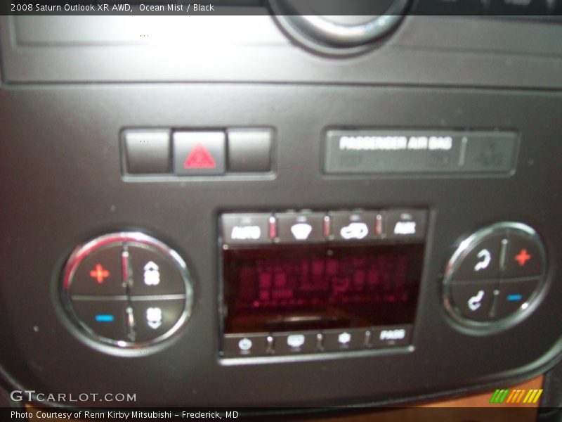 Ocean Mist / Black 2008 Saturn Outlook XR AWD
