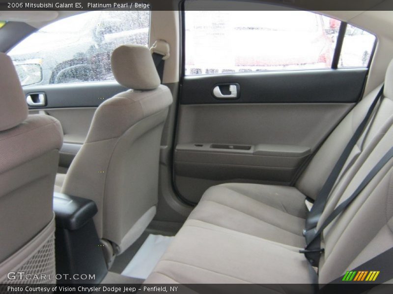 Platinum Pearl / Beige 2006 Mitsubishi Galant ES