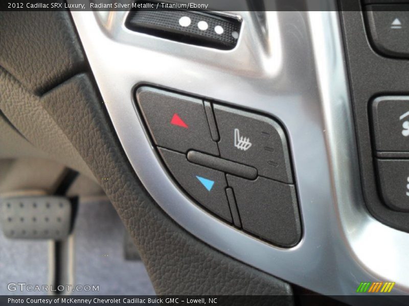Controls of 2012 SRX Luxury