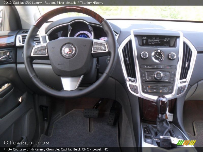 Dashboard of 2012 SRX Luxury