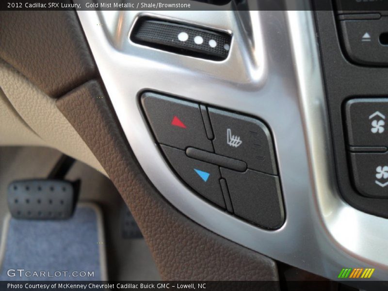 Controls of 2012 SRX Luxury