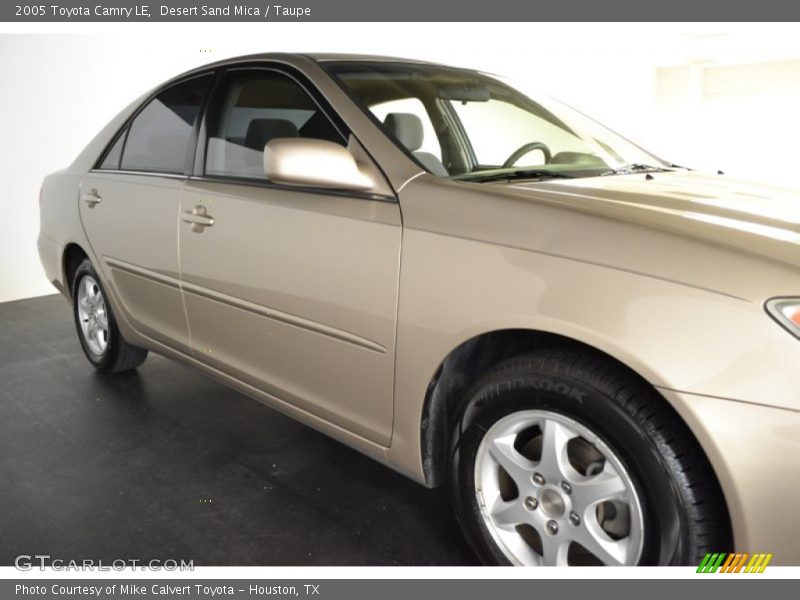 Desert Sand Mica / Taupe 2005 Toyota Camry LE