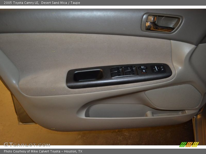 Desert Sand Mica / Taupe 2005 Toyota Camry LE