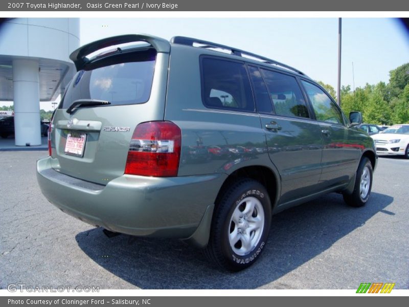 Oasis Green Pearl / Ivory Beige 2007 Toyota Highlander