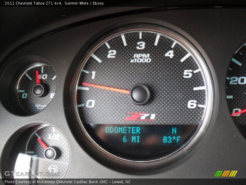 Summit White / Ebony 2011 Chevrolet Tahoe Z71 4x4