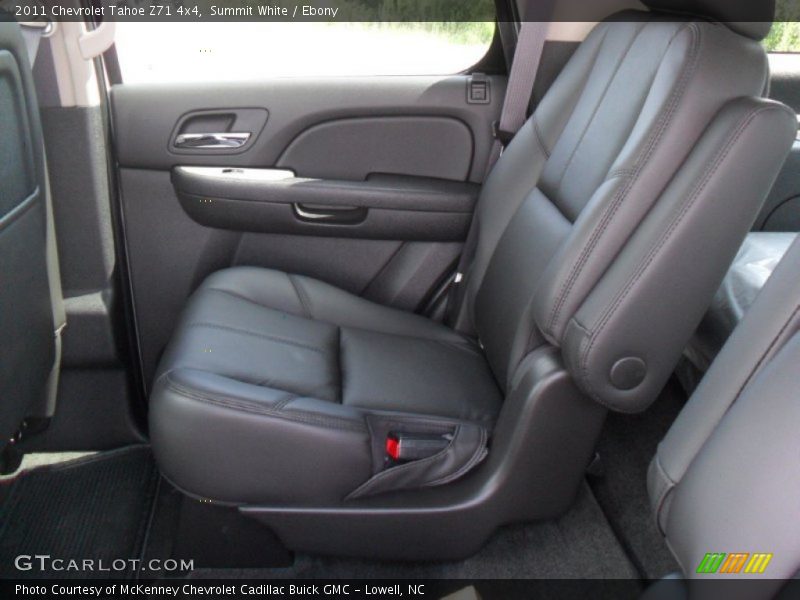 Summit White / Ebony 2011 Chevrolet Tahoe Z71 4x4