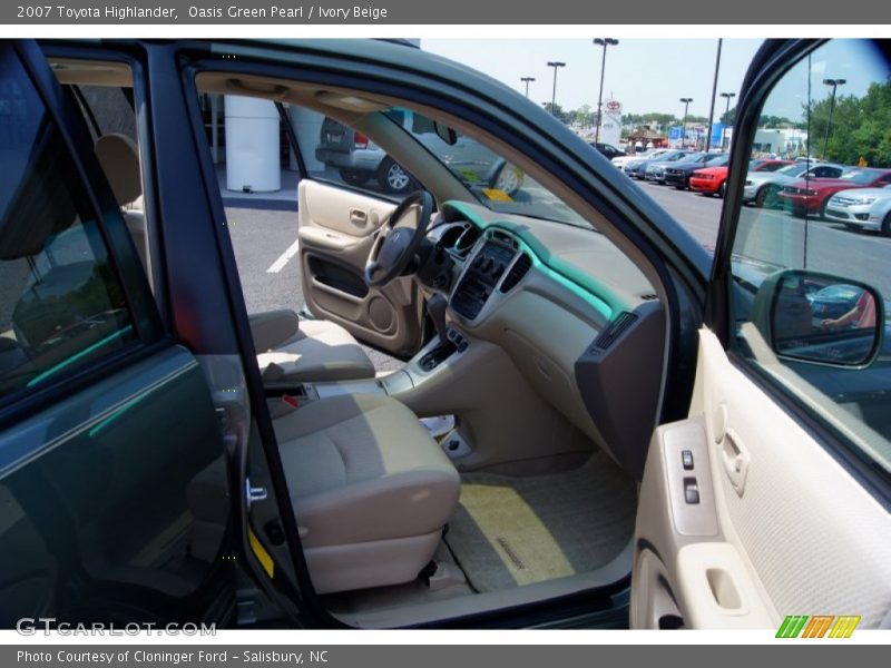 Oasis Green Pearl / Ivory Beige 2007 Toyota Highlander