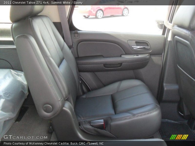 Summit White / Ebony 2011 Chevrolet Tahoe Z71 4x4