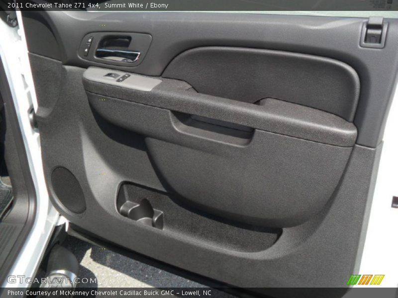 Summit White / Ebony 2011 Chevrolet Tahoe Z71 4x4